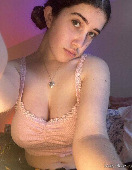 トランス熟女オンリーファンズ 無料ヌード 写真