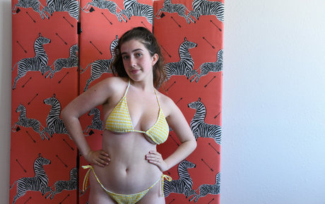 asmr 足 オンリーファンズ ヌード 写真