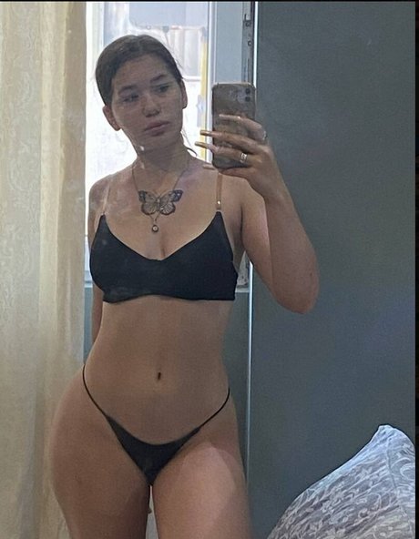 Kristina Durman アダルトモデル ギャラリー