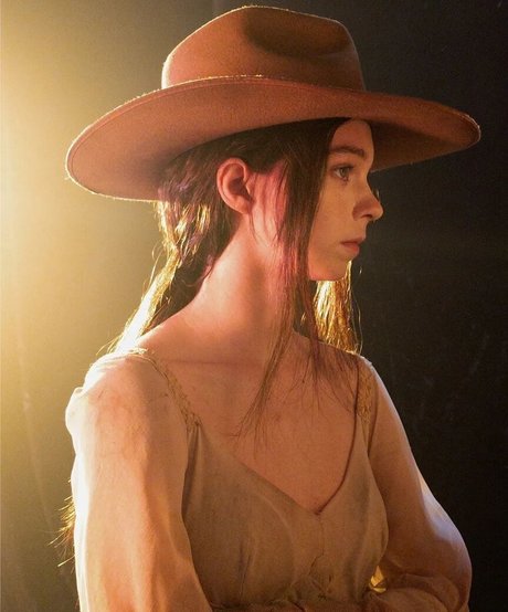 巨乳タトゥーオンリーファンズ HD ギャラリー