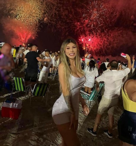 Allana 047 セクシーなスター ギャラリー