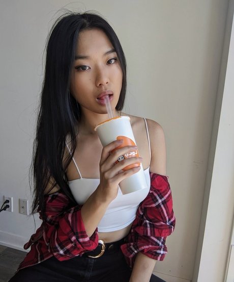 Nemsko エロティックなスター アーカイブ