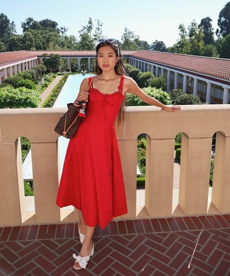 ゲイのチンポオンリーファンズ ヌード 写真