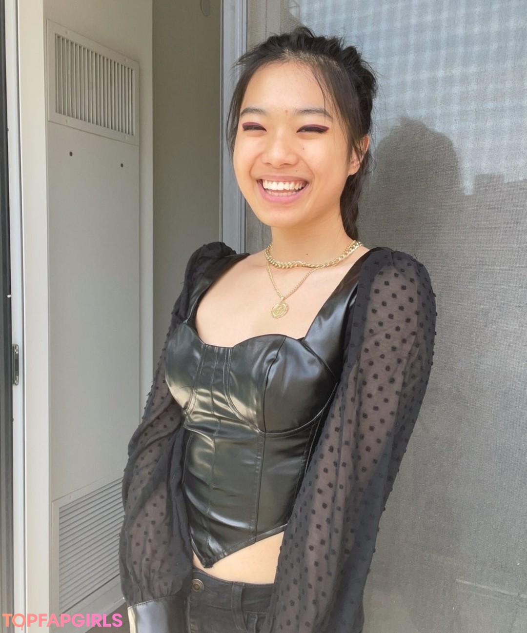 熟女のおっぱいオンリーファンズ ホットxxx 写真