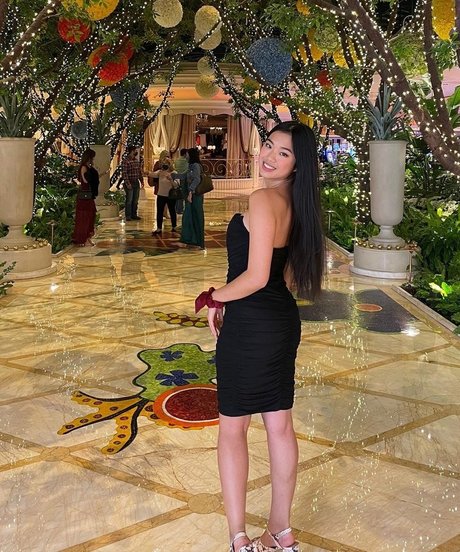 コスプレオナニーオンリーファンズ ポルノグラフィック ギャラリー