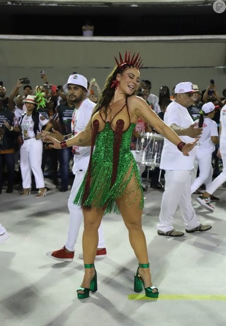 Paolla Oliveira ポルノスター 写真