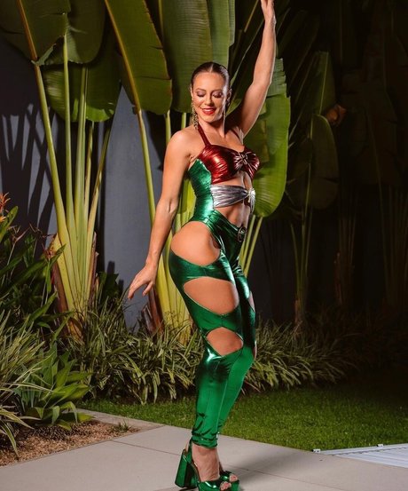 Paolla Oliveira 独占ポルノスター ギャラリー