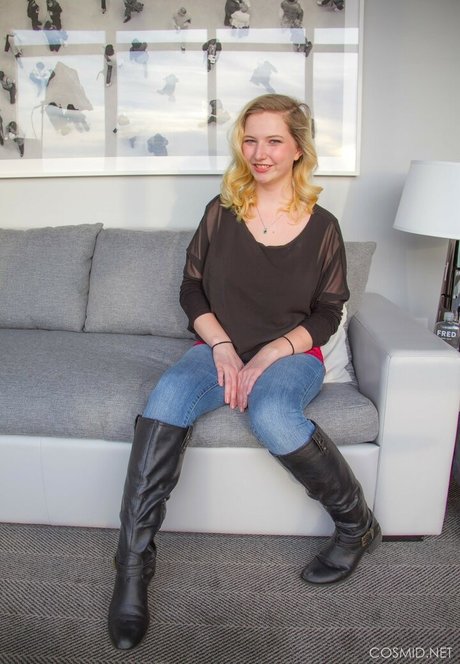 ナースオンリーファンズ ポルノ 画像