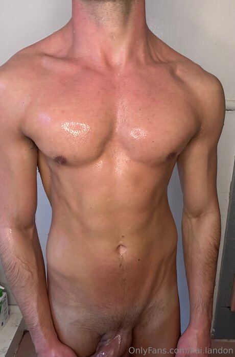 いちごミルクオンリーファンズ HD 写真