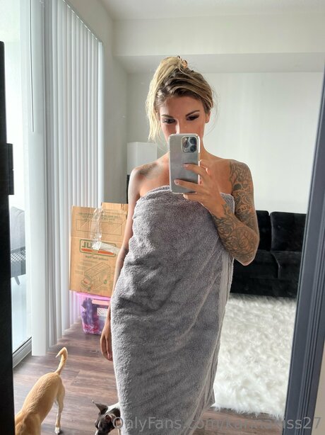 お尻を広げるオンリーファンズ ホット裸 ギャラリー