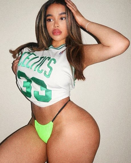 Giselle Lynette 裸のポルノスター 写真