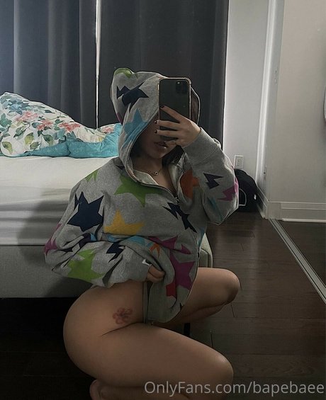 Bapebaee ポルノモデル 画像