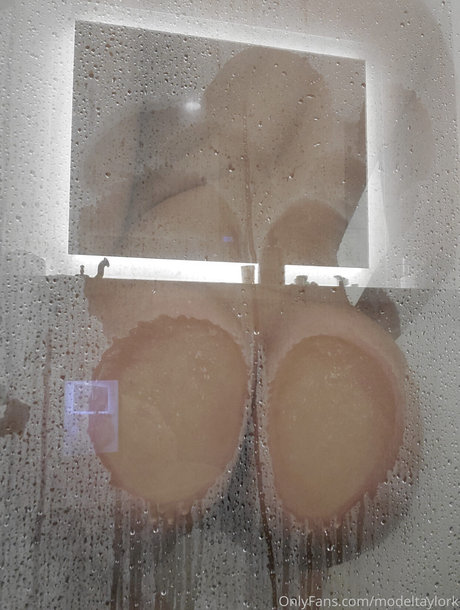 黒檀の熟女オンリーファンズ ホットヌード ギャラリー