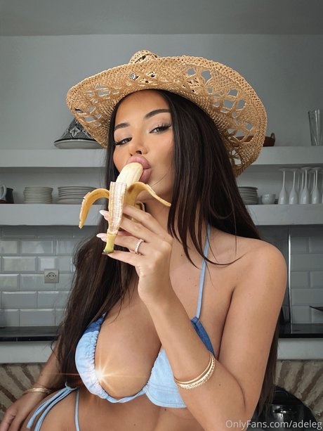 Adele grisoni HDポルノスター 写真