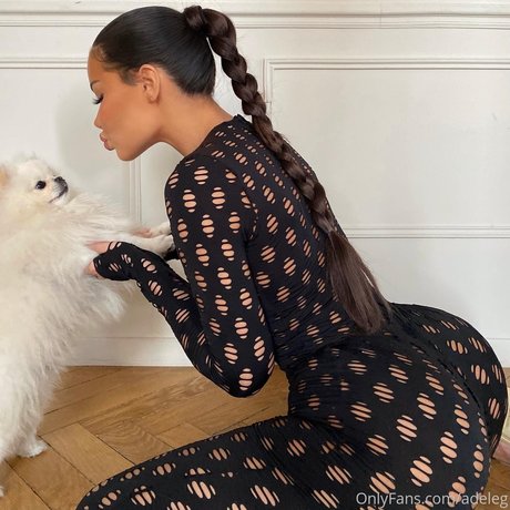 Adele grisoni xxxモデル 画像