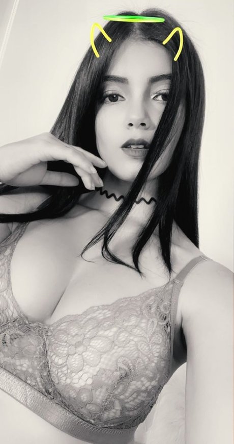 熟女のおっぱいオンリーファンズ パーフェクト 写真