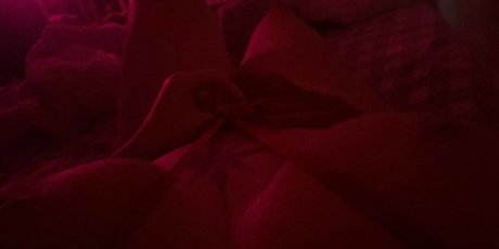 スキニーモデルオンリーファンズ ホット 画像