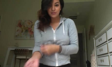 Stephanie marazzo スター ヌード 画像