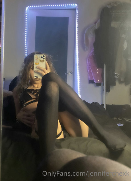 BBC 乱交 オンリーファンズ 美しいヌード 画像