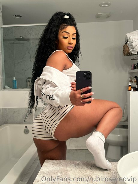 巨尻熟女オンリーファンズ 無料ポルノ ギャラリー