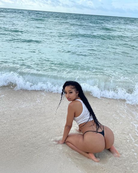 小柄な足オンリーファンズ ポルノグラフィック ギャラリー