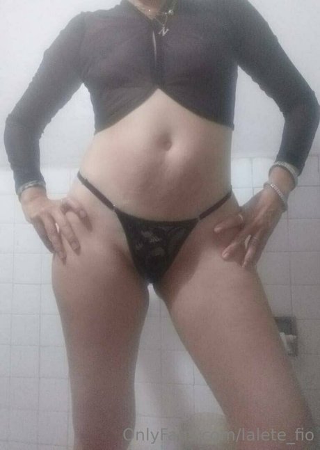 大学のアジア人オンリーファンズ 無料ヌード 画像