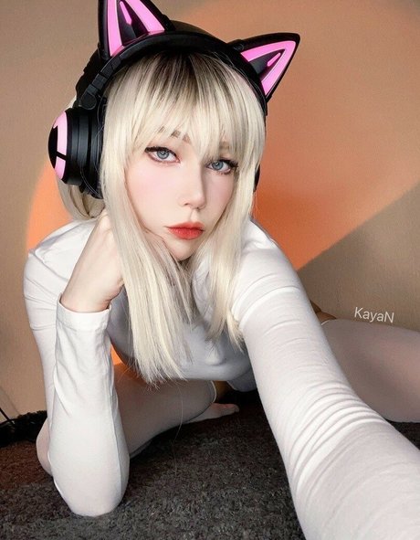 オンリーファンズを崇拝する ホットヌード 画像