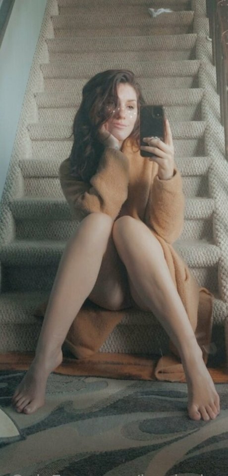 義母オンリーファンズ 美しいヌード 写真