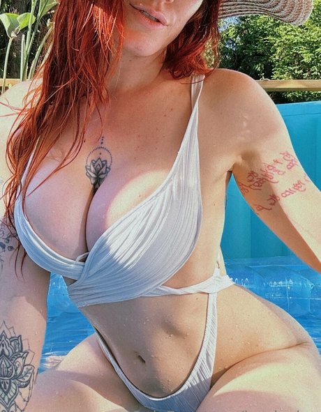 laraloxley 無料のスター 画像