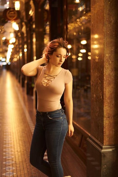 黒人ティーンオンリーファンズ エロチック 画像