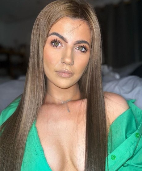 Megann22 トップモデル 画像