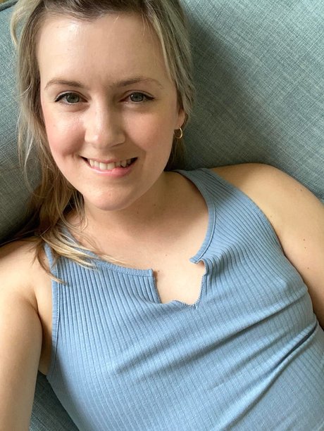 Liz XO_ ヌード女優 写真