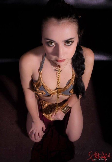 巨乳熟女オンリーファンズ トップ 画像