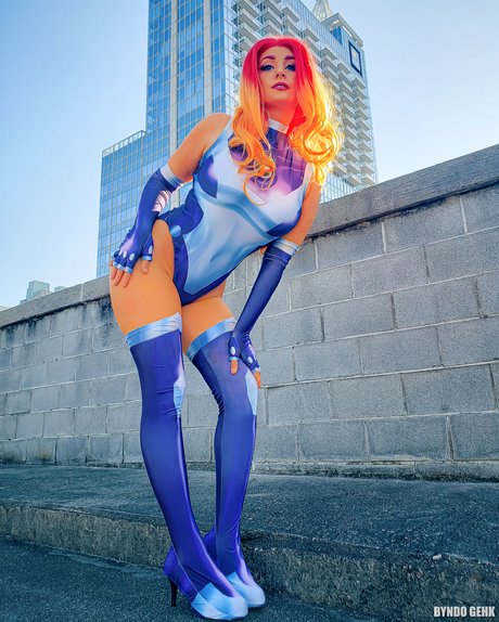 ぽっちゃりラテン系オンリーファンズ セクシー ギャラリー