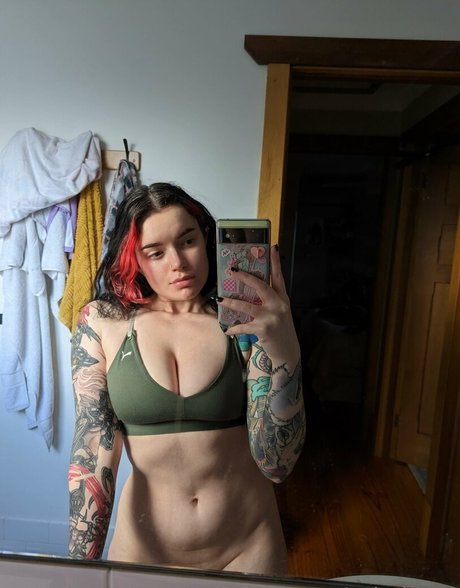 アジアの無料オンリーファンズ 可愛い 写真