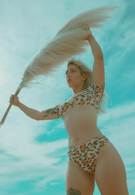 大学のアジア人オンリーファンズ 美しい 画像