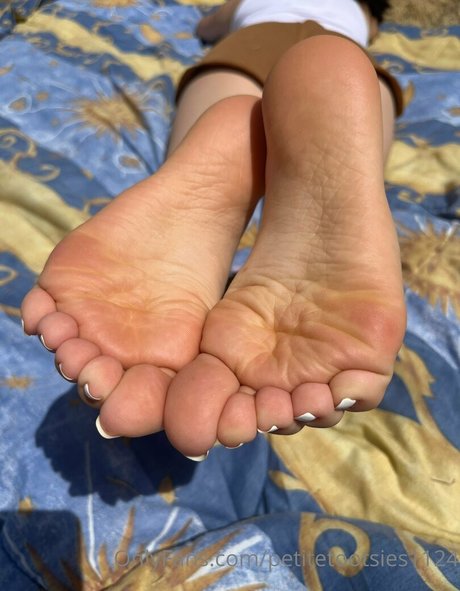 曲線美のブロンドオンリーファンズ 無料アダルト アーカイブ