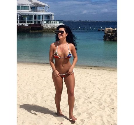 巨尻熟女オンリーファンズ アダルト 写真