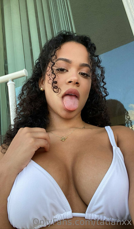 Tatiana Venezuelanvixen エロティックモデル 写真