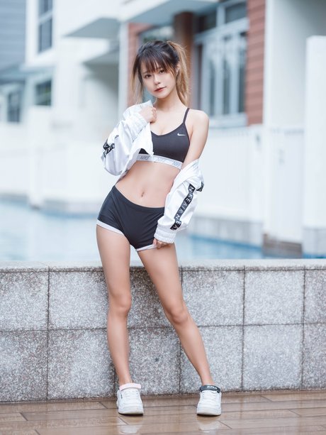 メコスジのオンリーファンズ 無料 写真