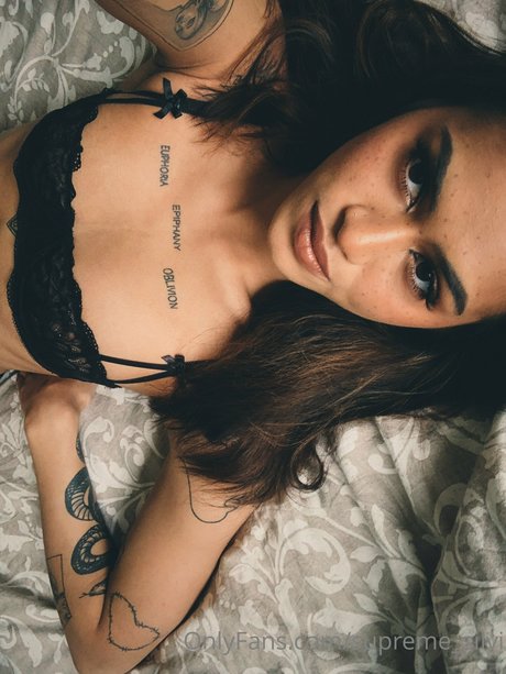 ドイツのアマチュアオンリーファンズ セックス 画像