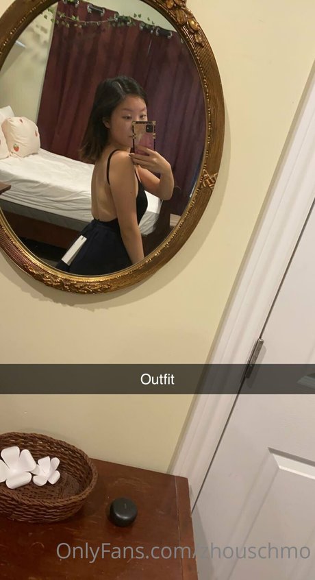 太ったティーンのオンリーファンズ ポルノ 写真