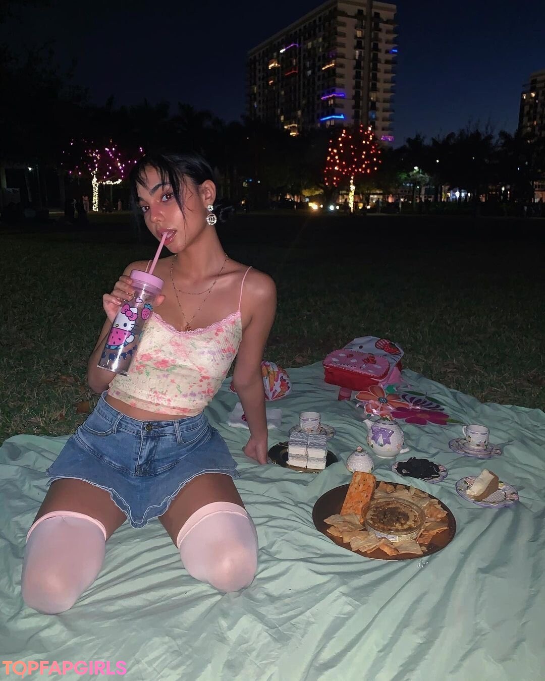 ビーチセックスオンリーファンズ ポルノグラフィック アーカイブ