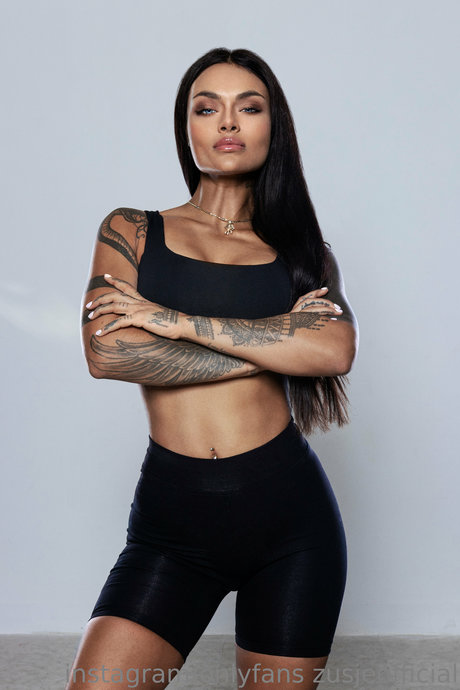 熟女アナルオンリーファンズ ホットポルノ 写真