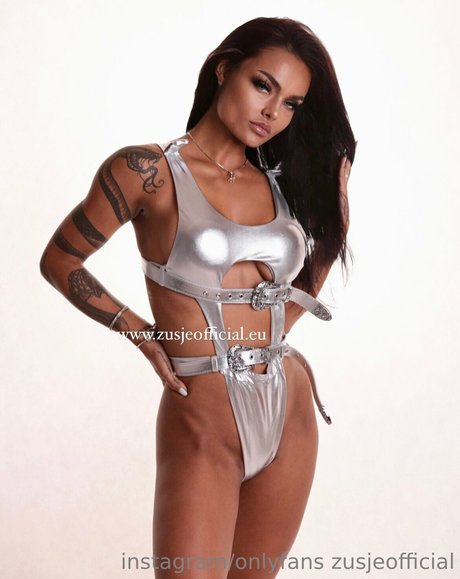 Zusje ポルノモデル アーカイブ