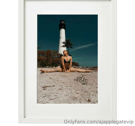 黒髪の熟女オンリーファンズ エロ アーカイブ