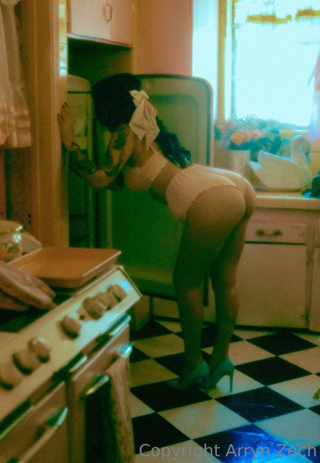 超デブおばあちゃんオンリーファンズ 無料ポルノ 写真