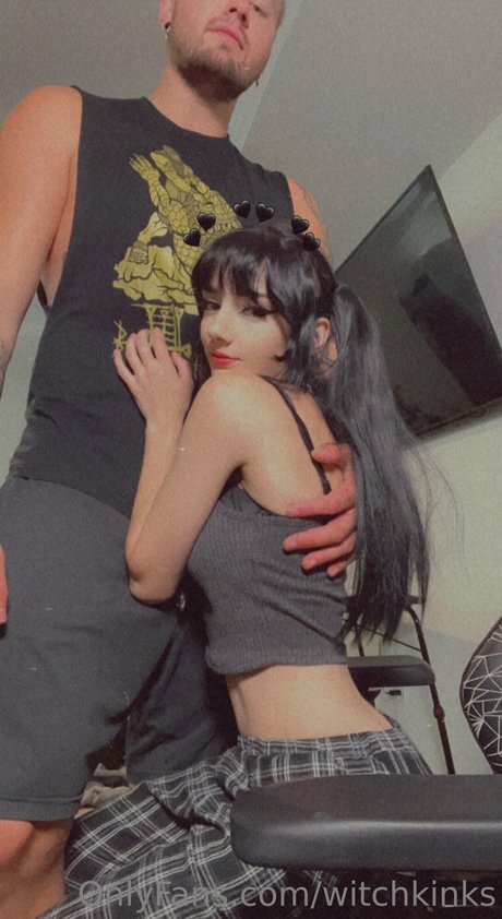 アナルファックオンリーファンズ ポルノ 写真