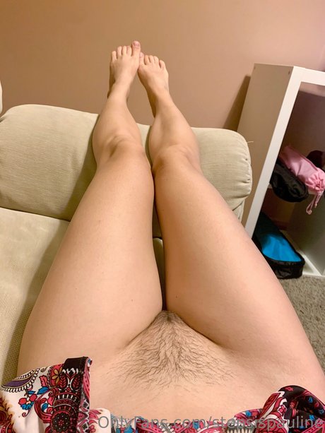 肉厚熟女オンリーファンズ ホット 写真