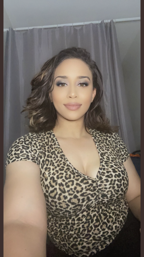 Aurora Jolie HDモデル ギャラリー